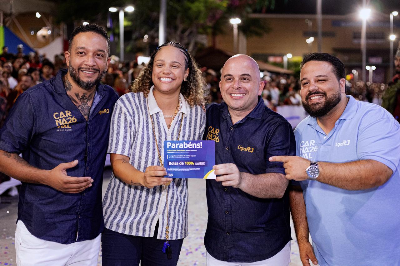 Liga RJ e Centro Universitário Celso Lisboa celebram a entrega de bolsas integrais para mestres de bateria
