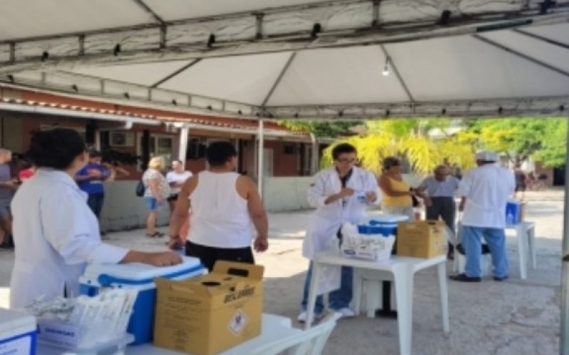 Ação Social em 5 escolas de samba do Rio de Janeiro