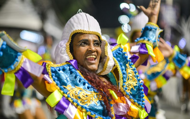 Unidos do Jacarezinho realiza recadastramento on-line da comunidade para o próximo desfile